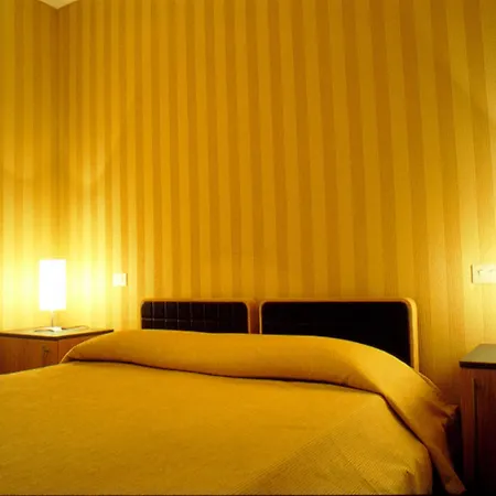 فندق Lemon Garden 3*