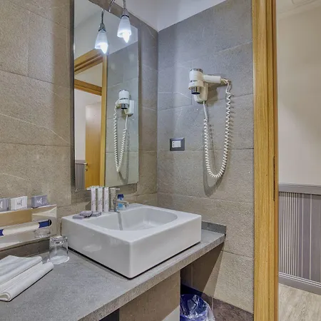 Lemon Garden روما