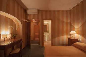 فندق Lemon Garden 3*