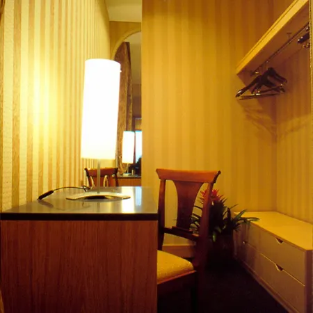 Lemon Garden Hotel 3*