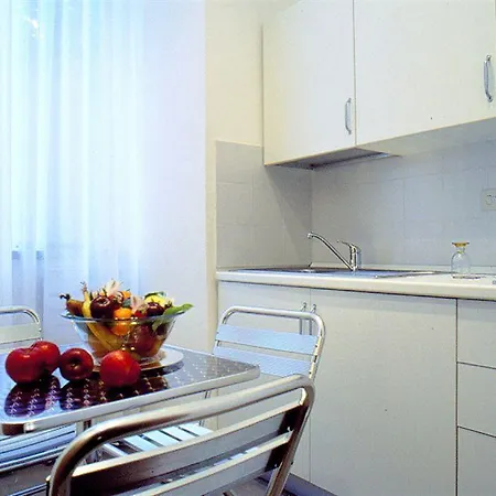 Hotell Lemon Garden 3*