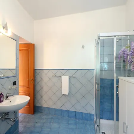 Lemon Garden 호텔 3*