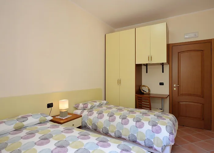 Hotell Lemon Garden 3*