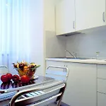 Отель Lemon Garden 3*